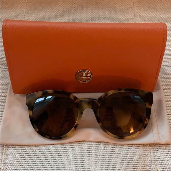 Tory Burch Retro Cat-Eye Sunglasses - Picture 2 of 4